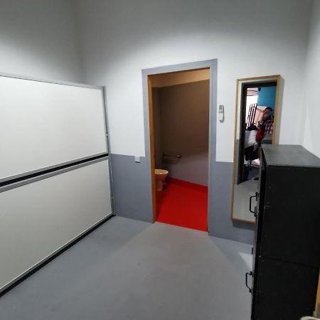 Traveller Box Hostel Sevilla Eksteriør billede