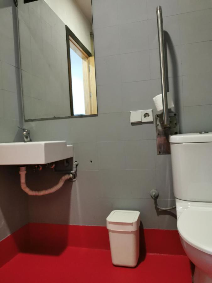 Traveller Box Hostel Sevilla Eksteriør billede