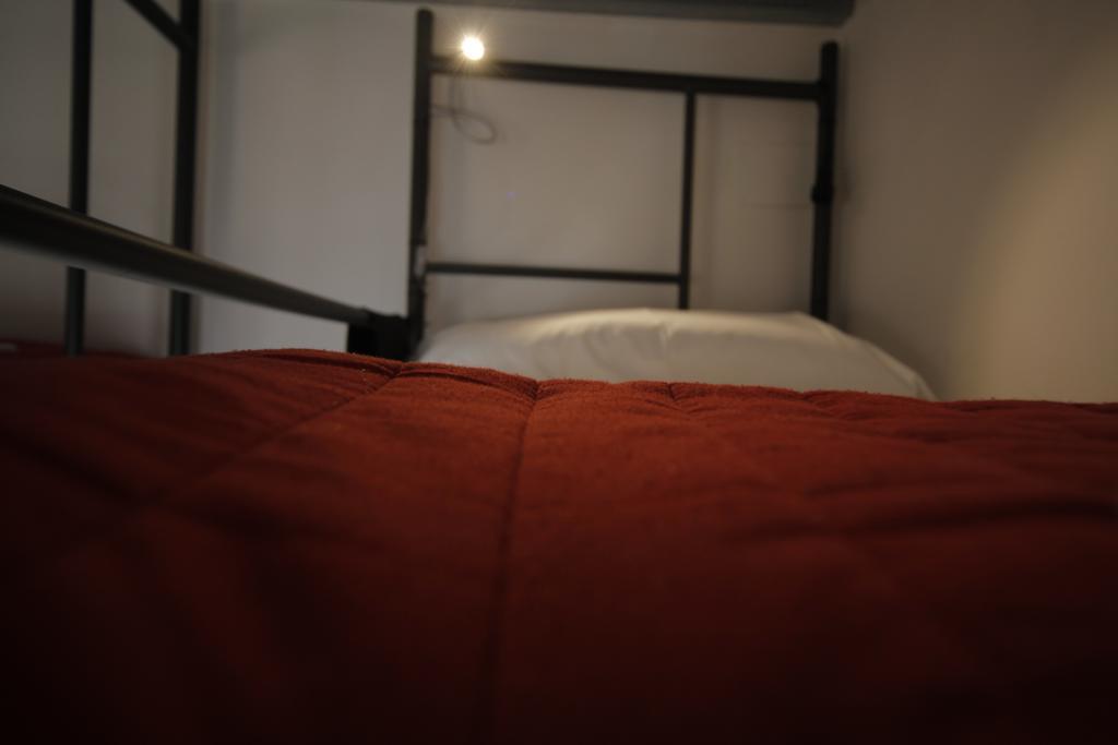 Traveller Box Hostel Sevilla Værelse billede