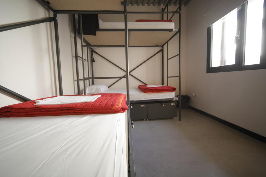Traveller Box Hostel Sevilla Eksteriør billede