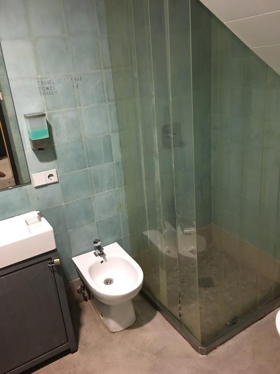 Traveller Box Hostel Sevilla Eksteriør billede