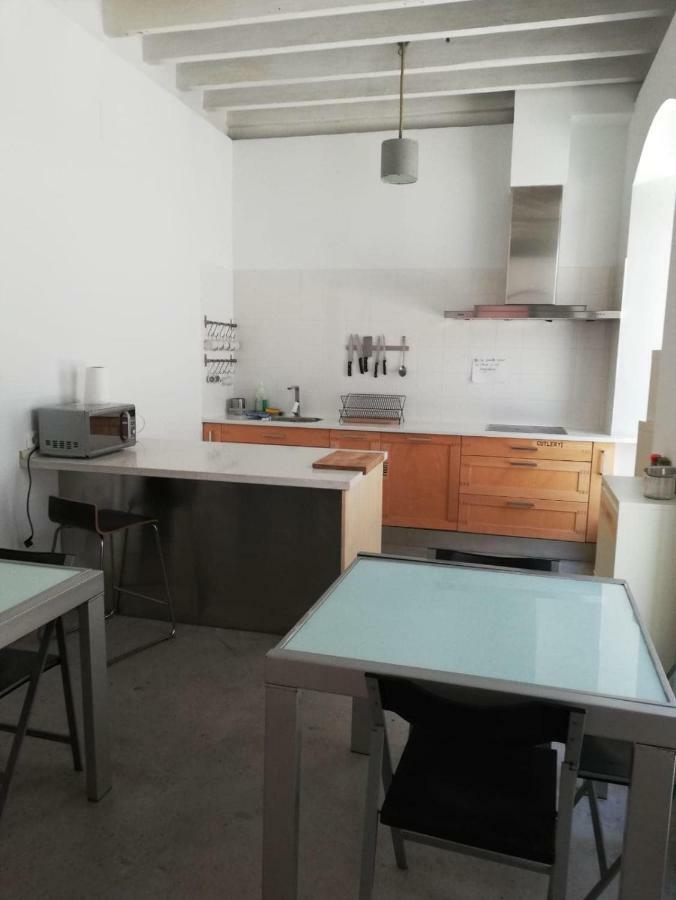 Traveller Box Hostel Sevilla Eksteriør billede